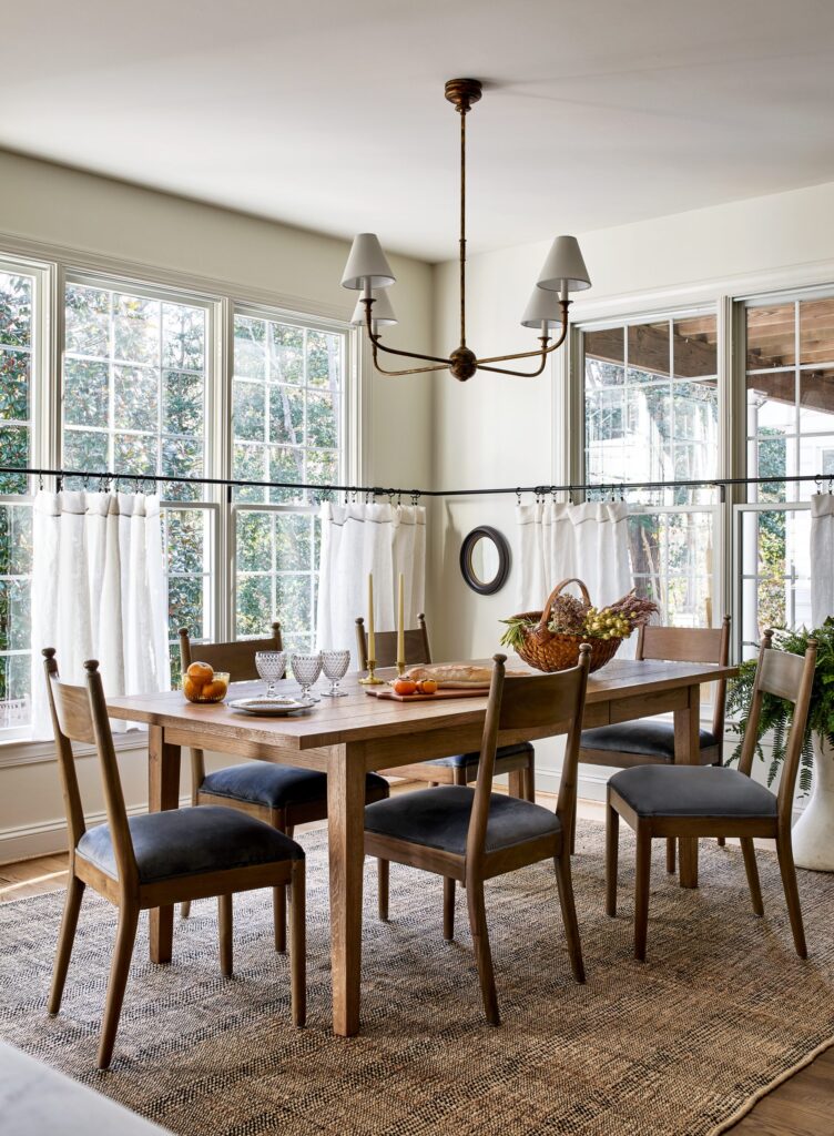 A dining room from interior design services used in Sarasota, Florida